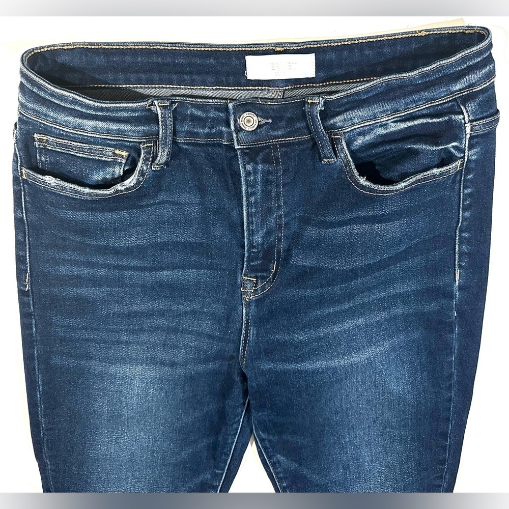 Vervet Women's Blue Jeans, Size 30, High-Rise, Skinny Fit, Stretch Distressed - Picture 10 of 13